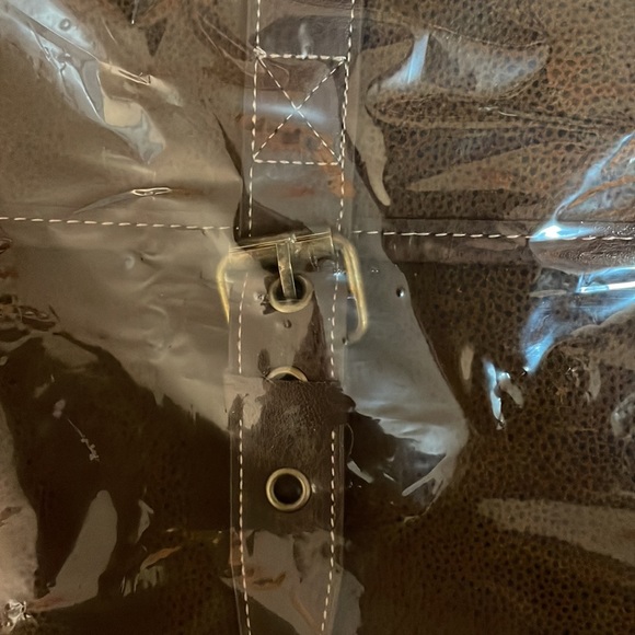 Dwell Six Travel Bag - Picture 2 of 6